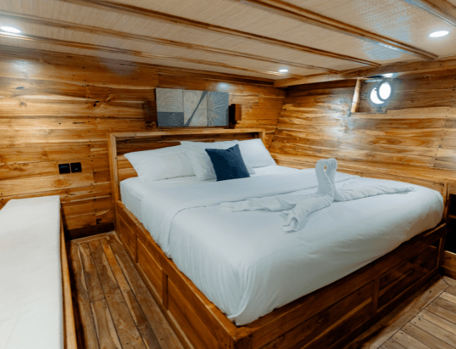 Superior cabin